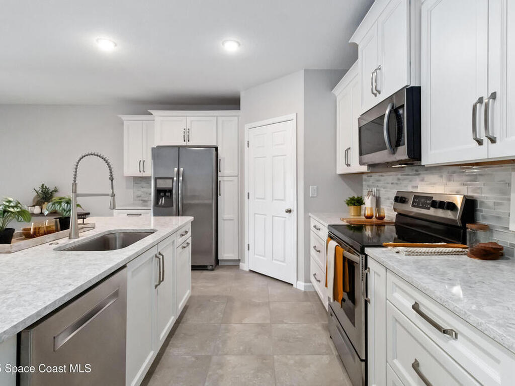 730 Old Country Road, Palm Bay, FL 32909