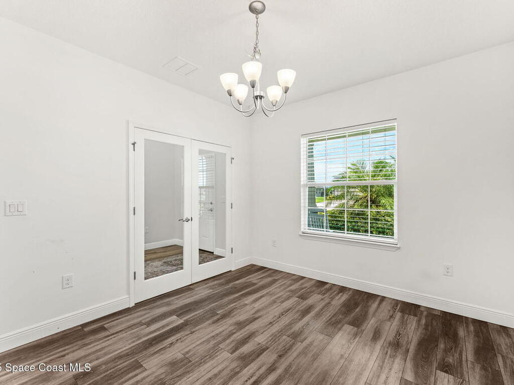 8306 Laguna Circle, Micco, FL 32976