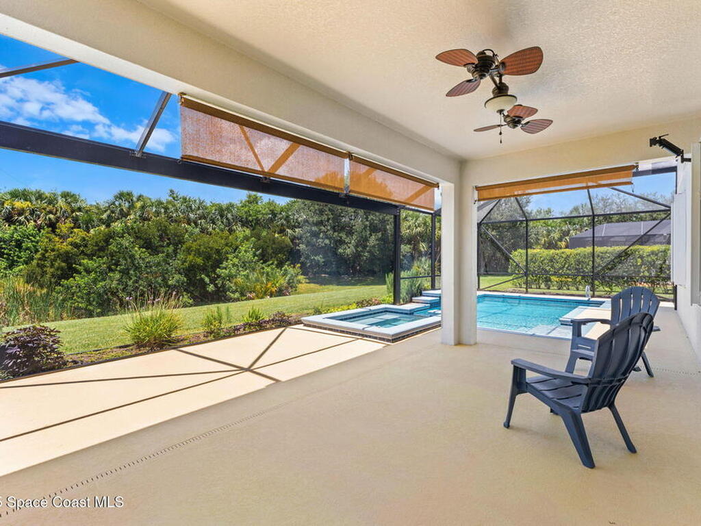 8306 Laguna Circle, Micco, FL 32976