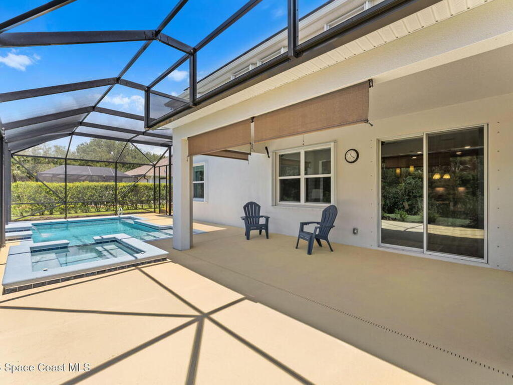 8306 Laguna Circle, Micco, FL 32976