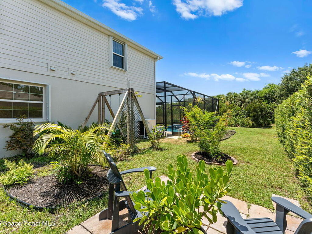8306 Laguna Circle, Micco, FL 32976