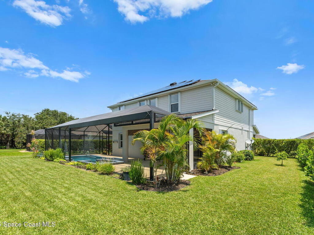 8306 Laguna Circle, Micco, FL 32976