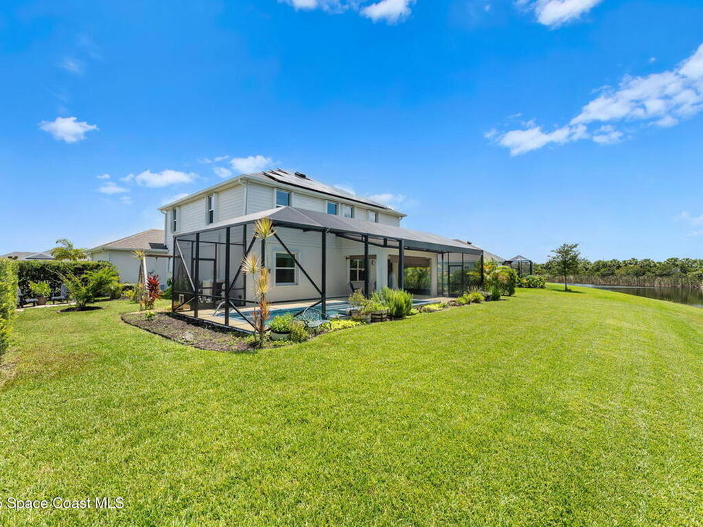 8306 Laguna Circle, Micco, FL 32976