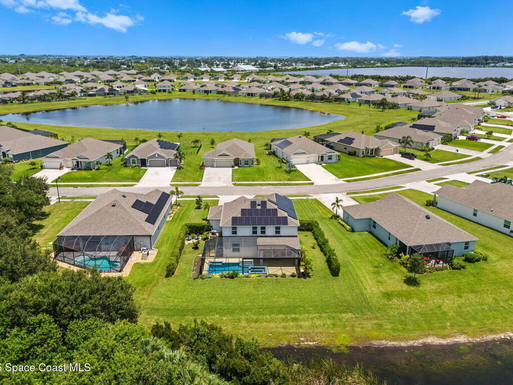 8306 Laguna Circle, Micco, FL 32976