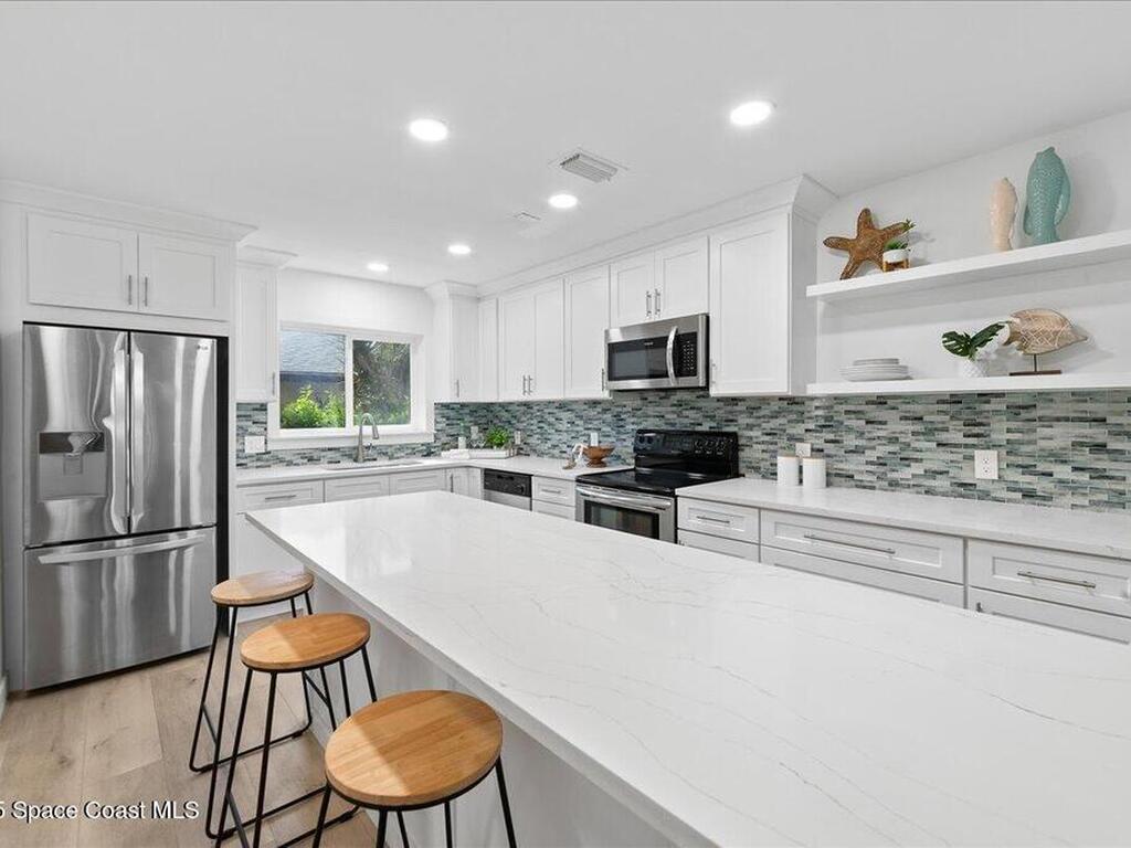 203 6th Avenue, Melbourne Beach, FL 32951