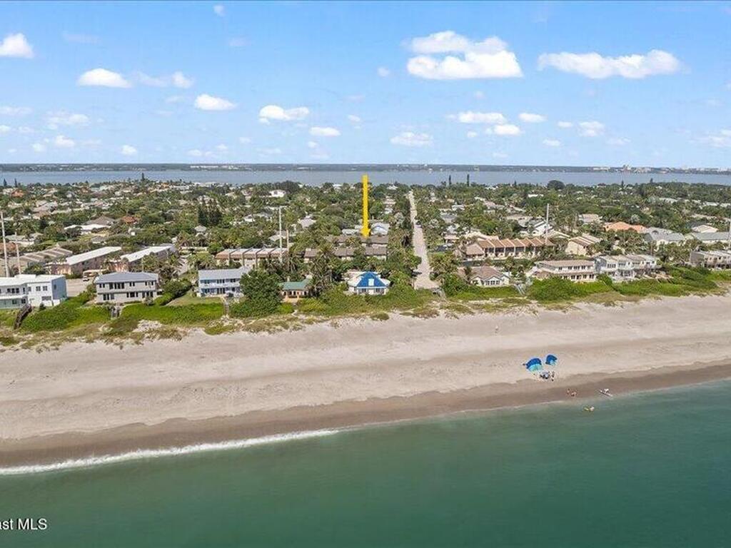 203 6th Avenue, Melbourne Beach, FL 32951