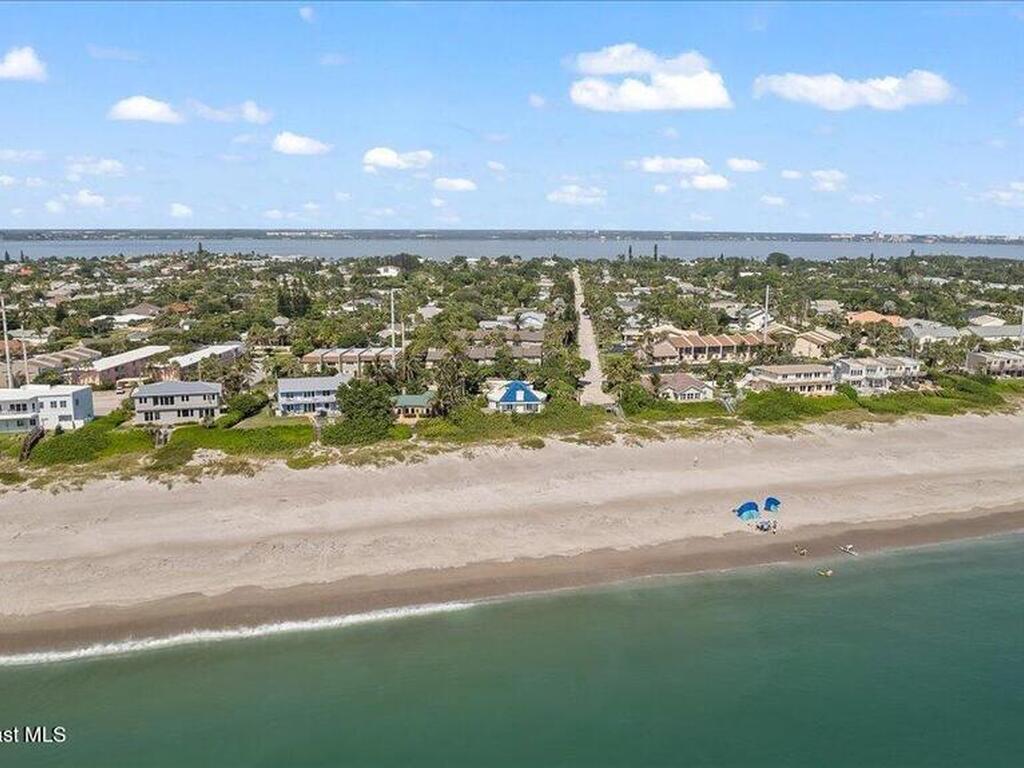 203 6th Avenue, Melbourne Beach, FL 32951