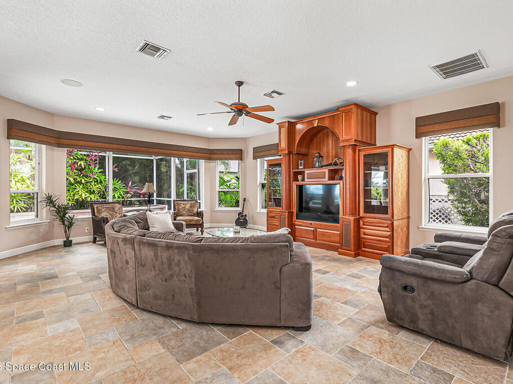 425 Baytree Drive, Melbourne, FL 32940