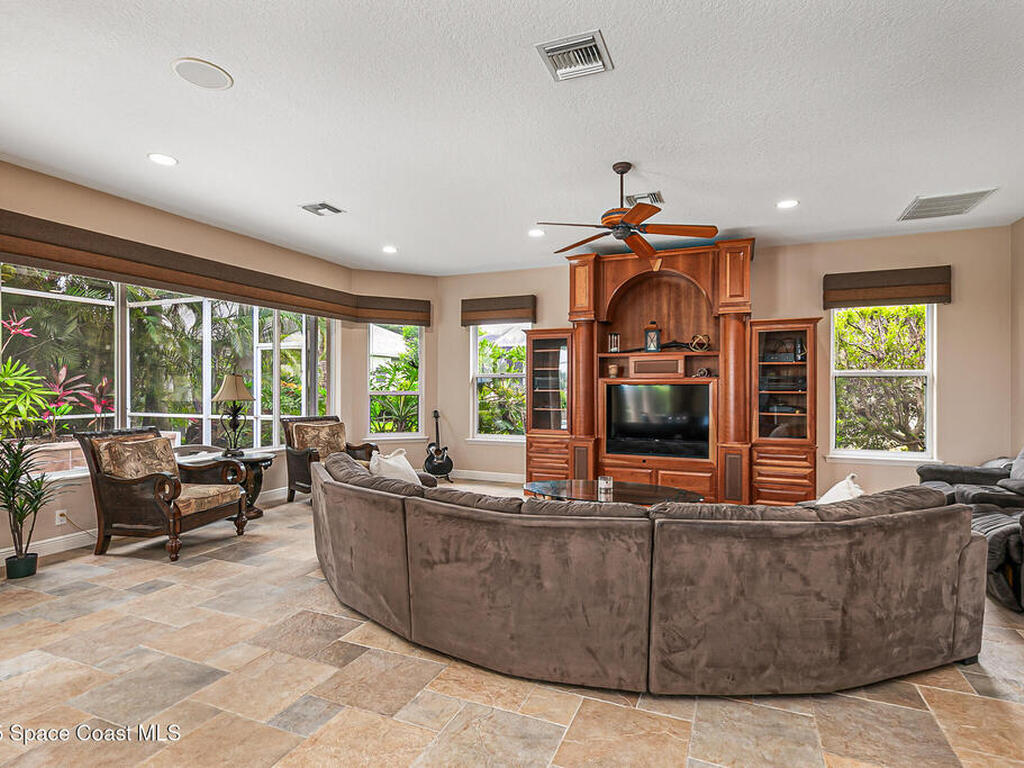 425 Baytree Drive, Melbourne, FL 32940