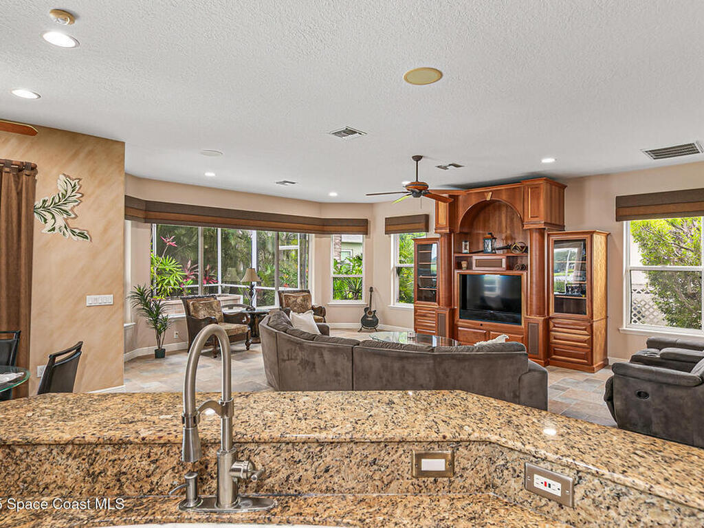 425 Baytree Drive, Melbourne, FL 32940