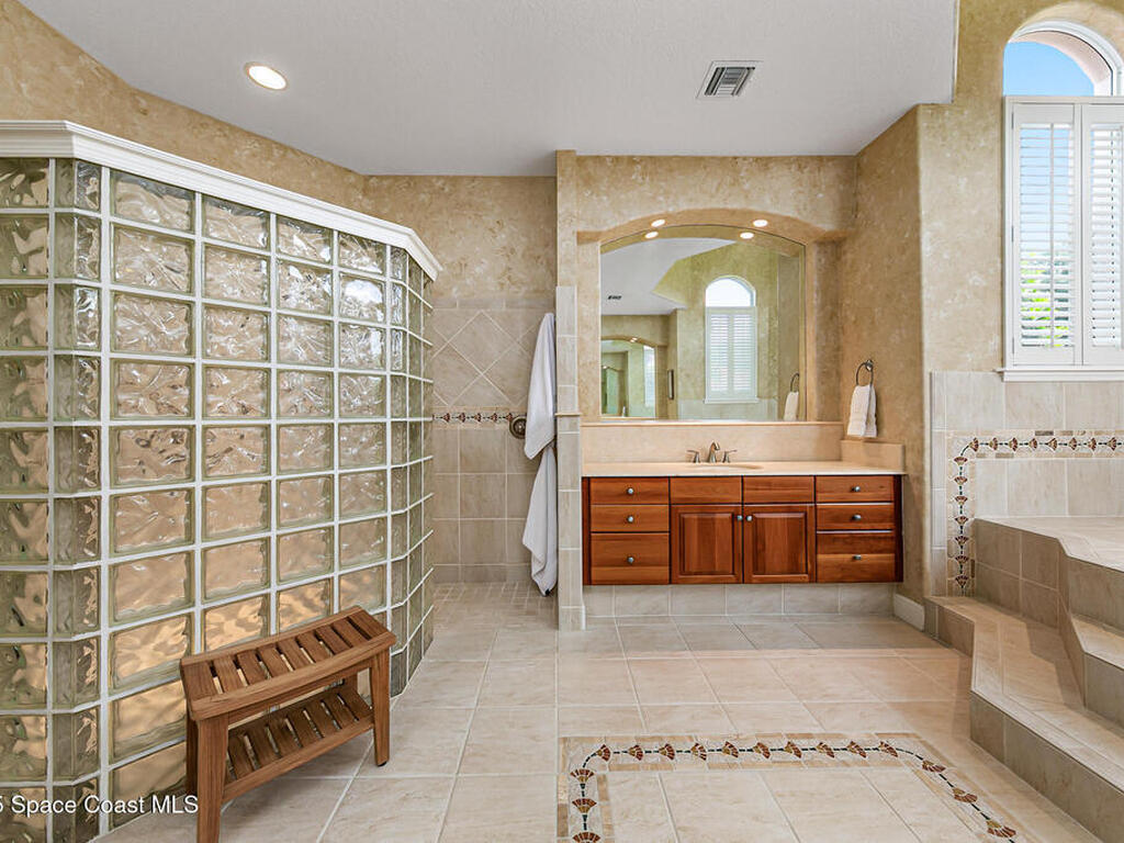 425 Baytree Drive, Melbourne, FL 32940