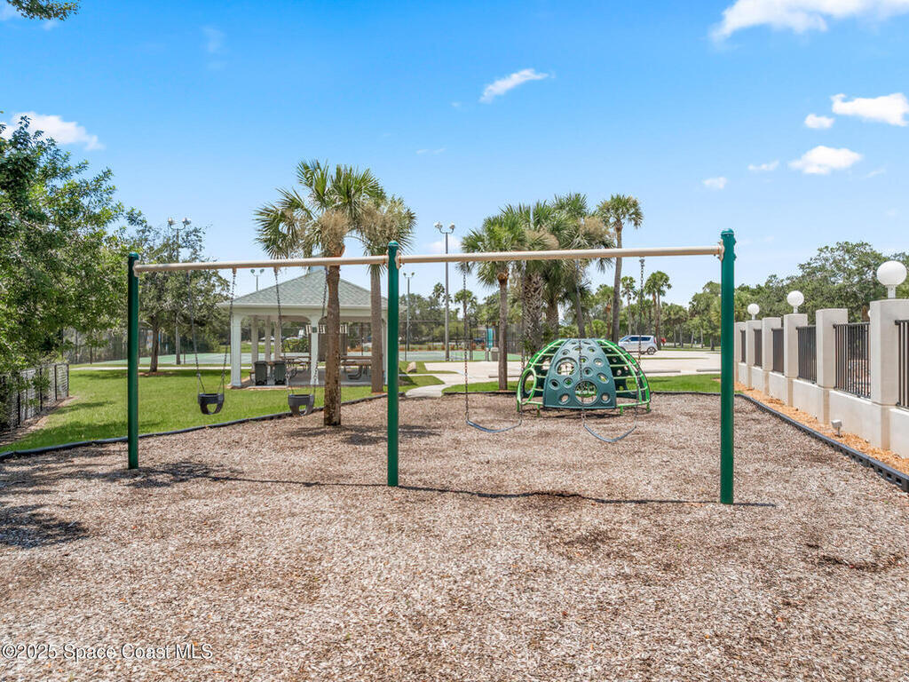 425 Baytree Drive, Melbourne, FL 32940