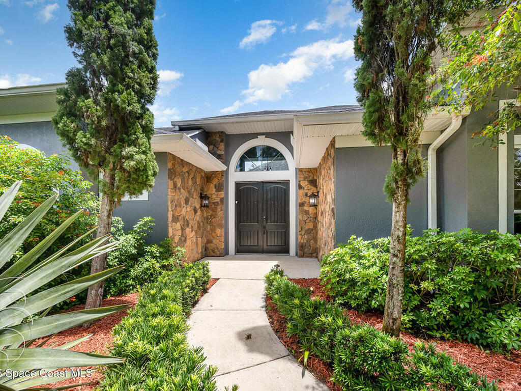 972 Easterwood Court, Palm Bay, FL 32909