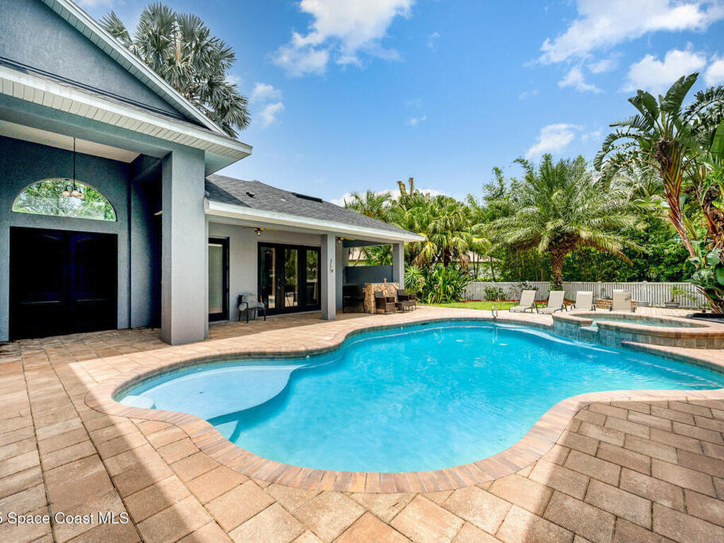 972 Easterwood Court, Palm Bay, FL 32909