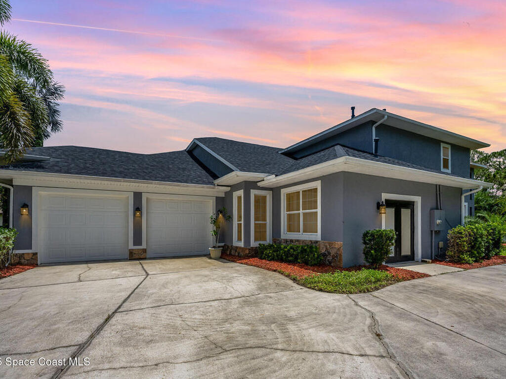 972 Easterwood Court, Palm Bay, FL 32909