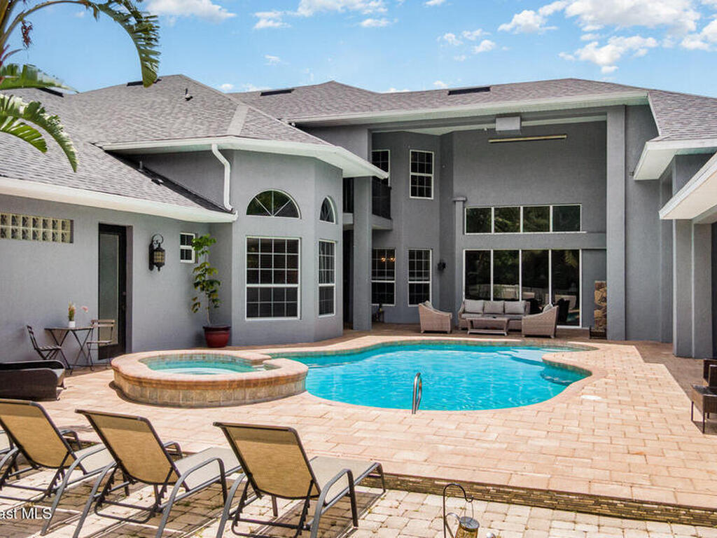 972 Easterwood Court, Palm Bay, FL 32909