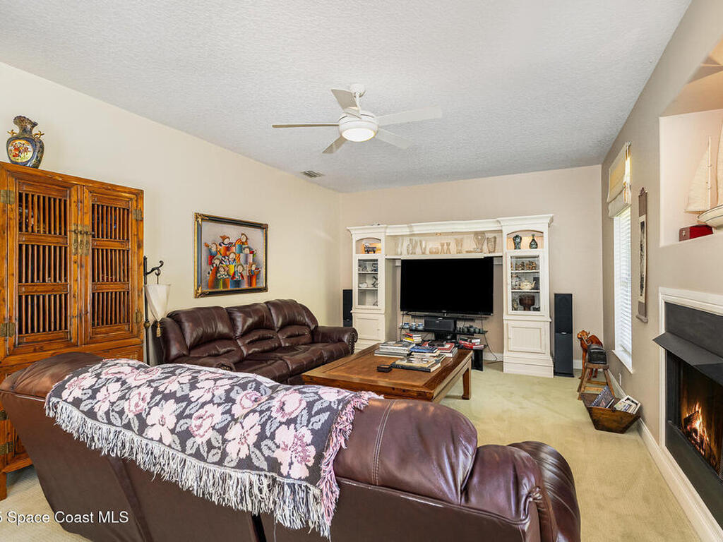 298 E Central Boulevard, Cape Canaveral, FL 32920