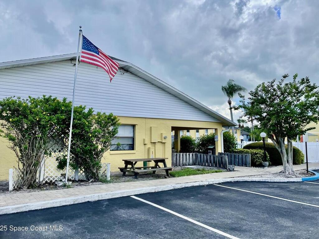 594 N Wickham Road, Melbourne, FL 32935