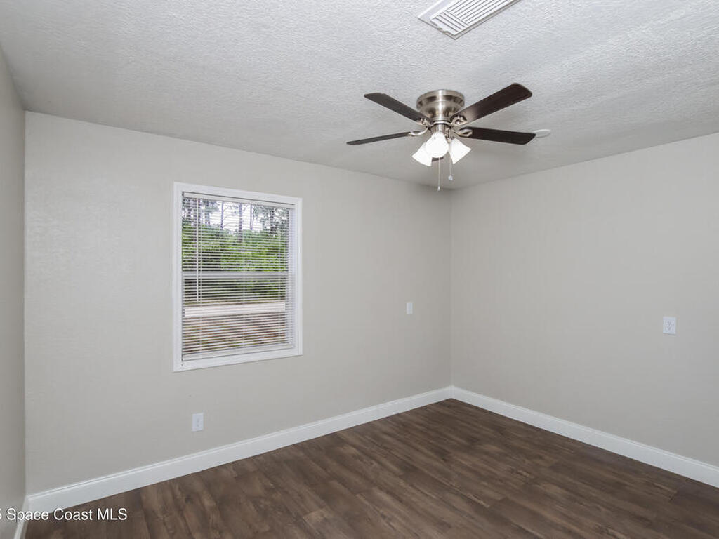 9715 79th Street, Vero Beach, FL 32967