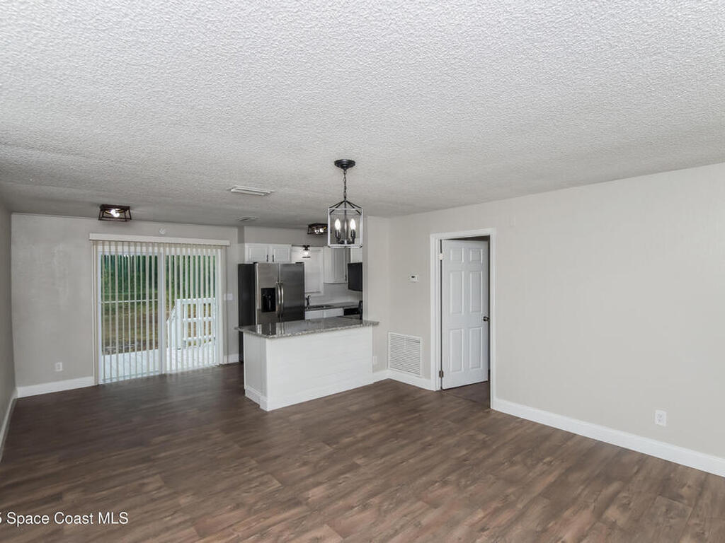 9715 79th Street, Vero Beach, FL 32967