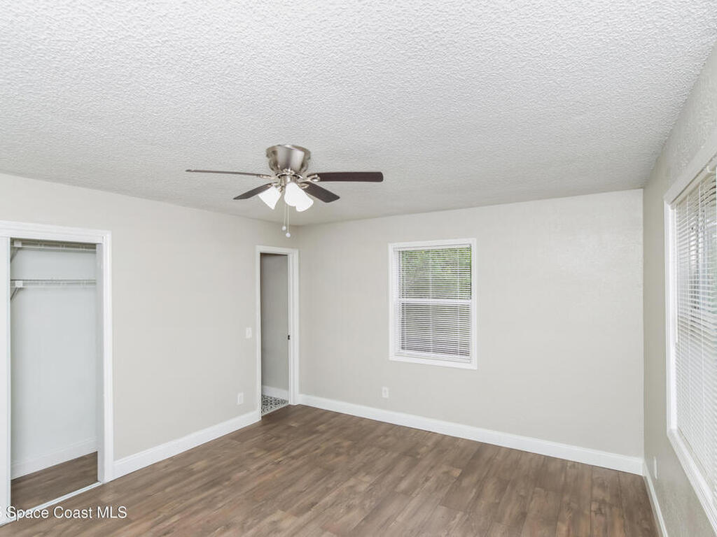 9715 79th Street, Vero Beach, FL 32967