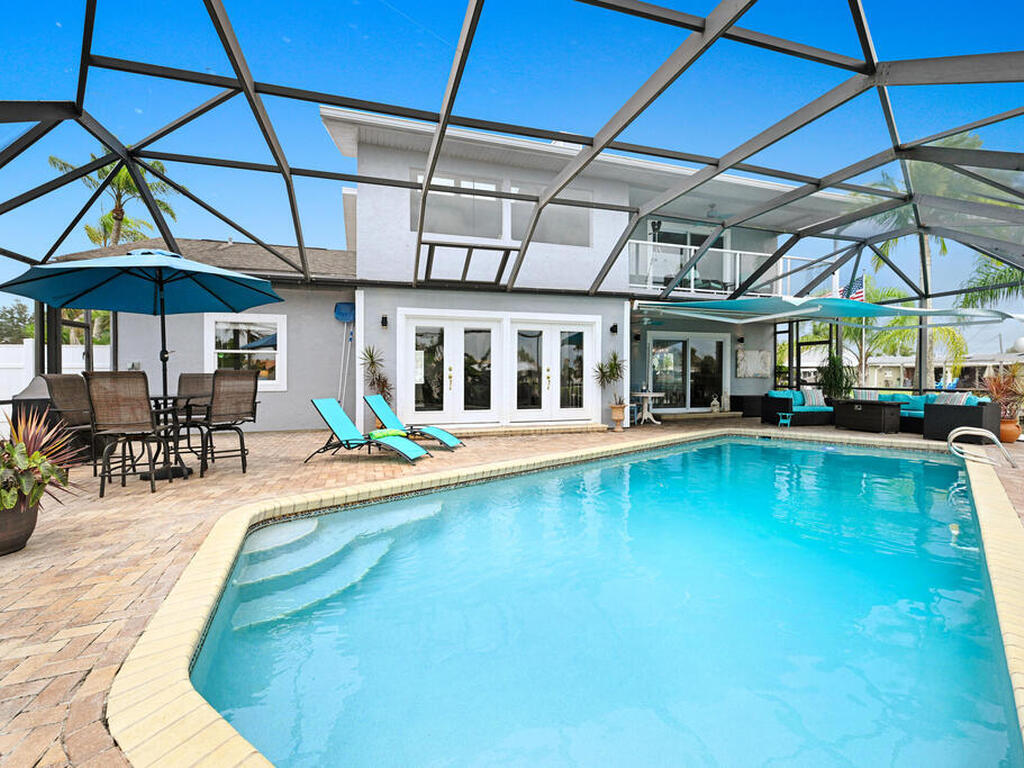 1585 Sykes Creek Drive, Merritt Island, FL 32953