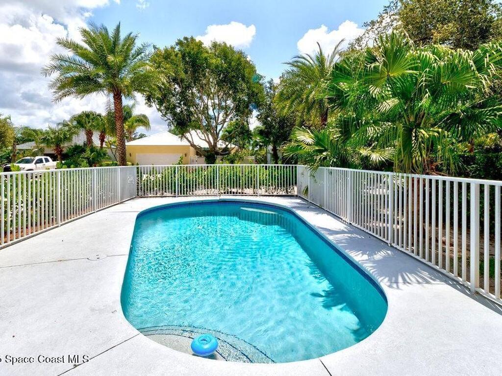 1301 Hometown Drive, Vero Beach, FL 32966