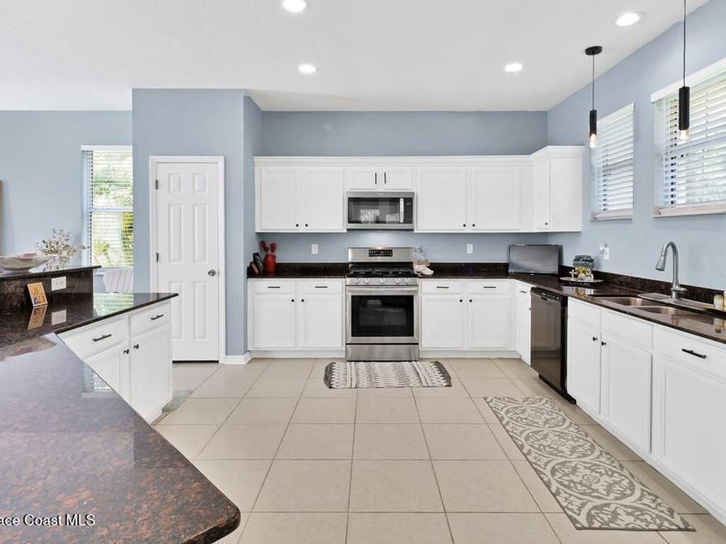 1301 Hometown Drive, Vero Beach, FL 32966
