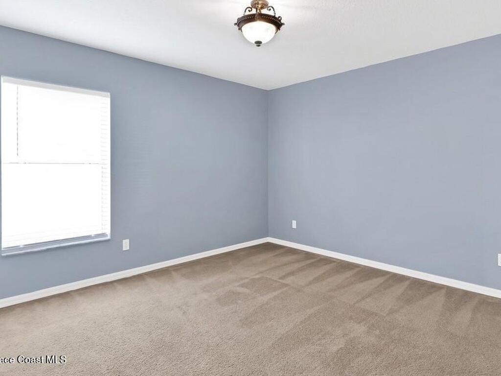 1301 Hometown Drive, Vero Beach, FL 32966