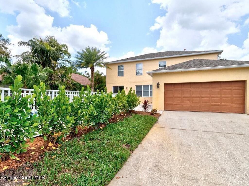 1301 Hometown Drive, Vero Beach, FL 32966