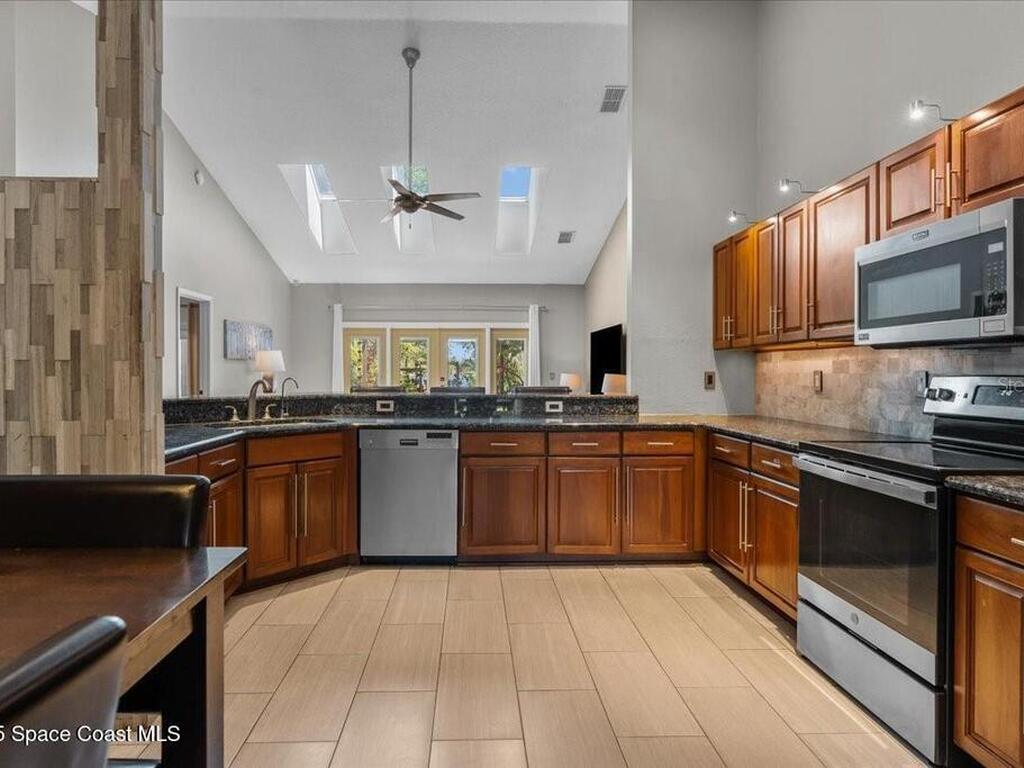3335 Archer Avenue, Orlando, FL 32833