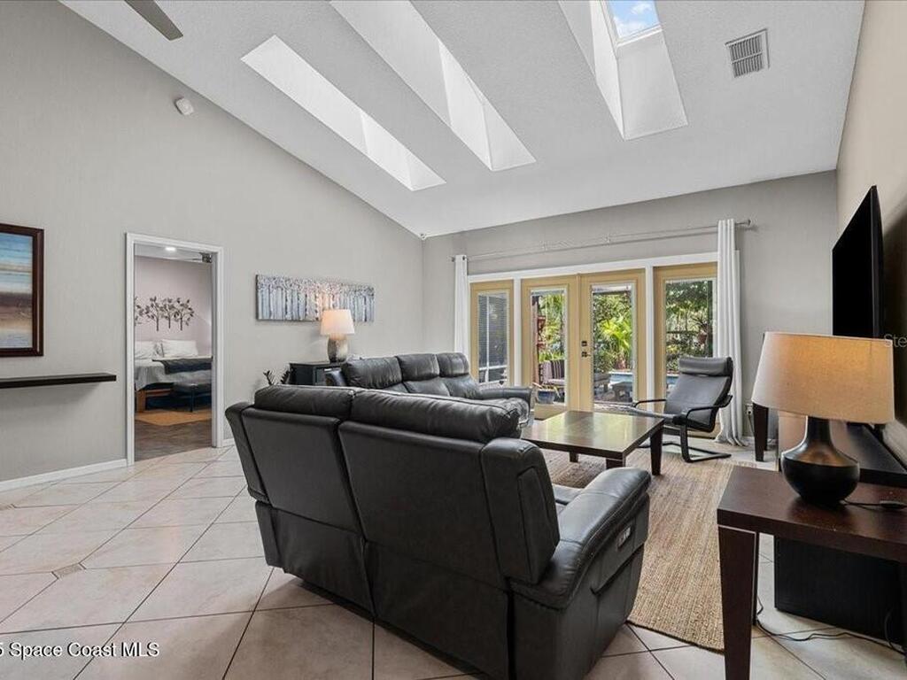 3335 Archer Avenue, Orlando, FL 32833