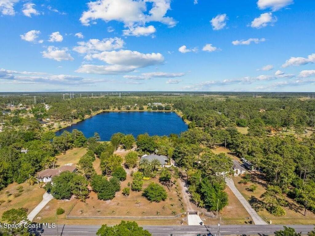 3335 Archer Avenue, Orlando, FL 32833