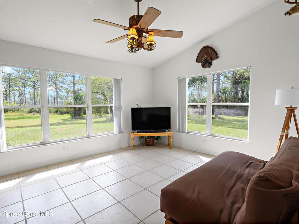 12050 138th Avenue, Fellsmere, FL 32948
