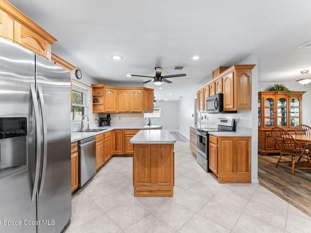 1529 Bay Shore Drive, Cocoa Beach, FL 32931