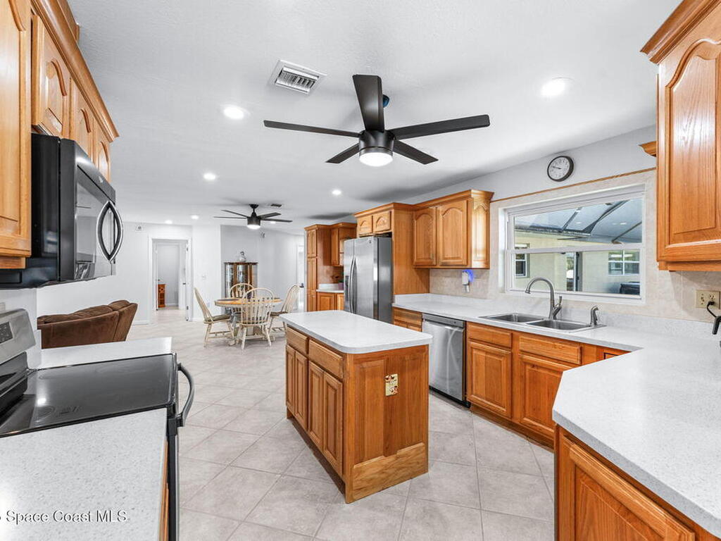 1529 Bay Shore Drive, Cocoa Beach, FL 32931