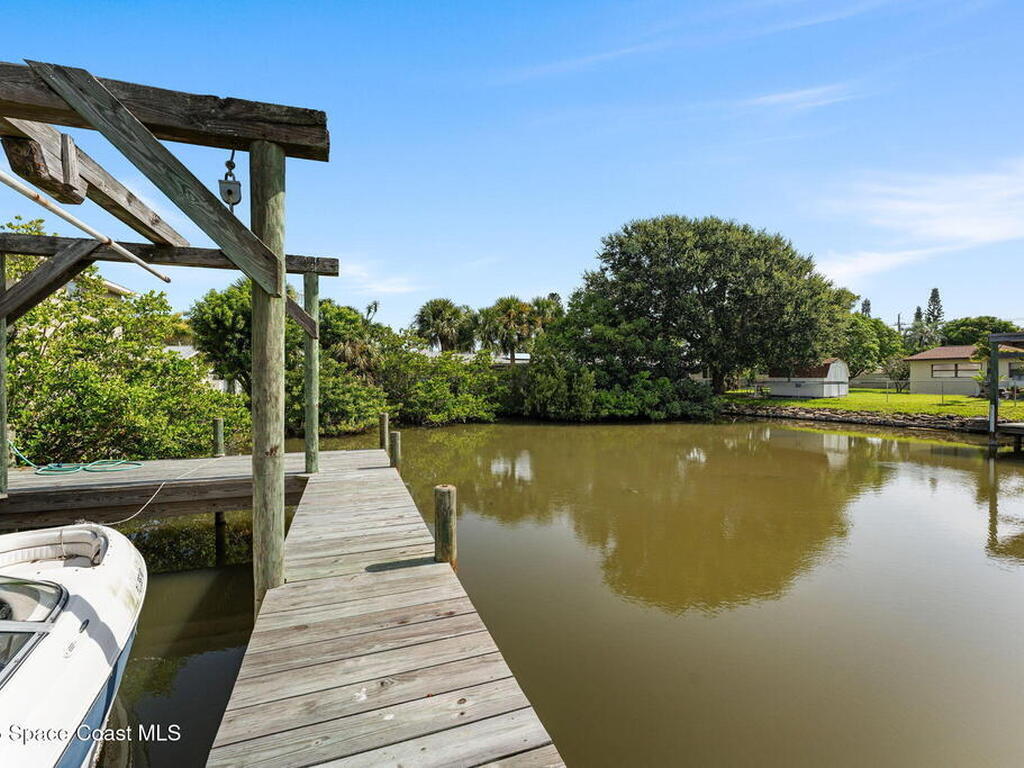1529 Bay Shore Drive, Cocoa Beach, FL 32931