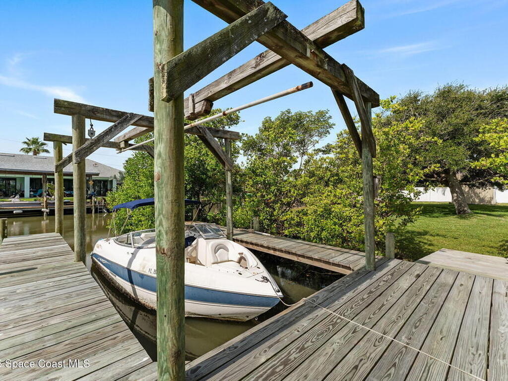 1529 Bay Shore Drive, Cocoa Beach, FL 32931