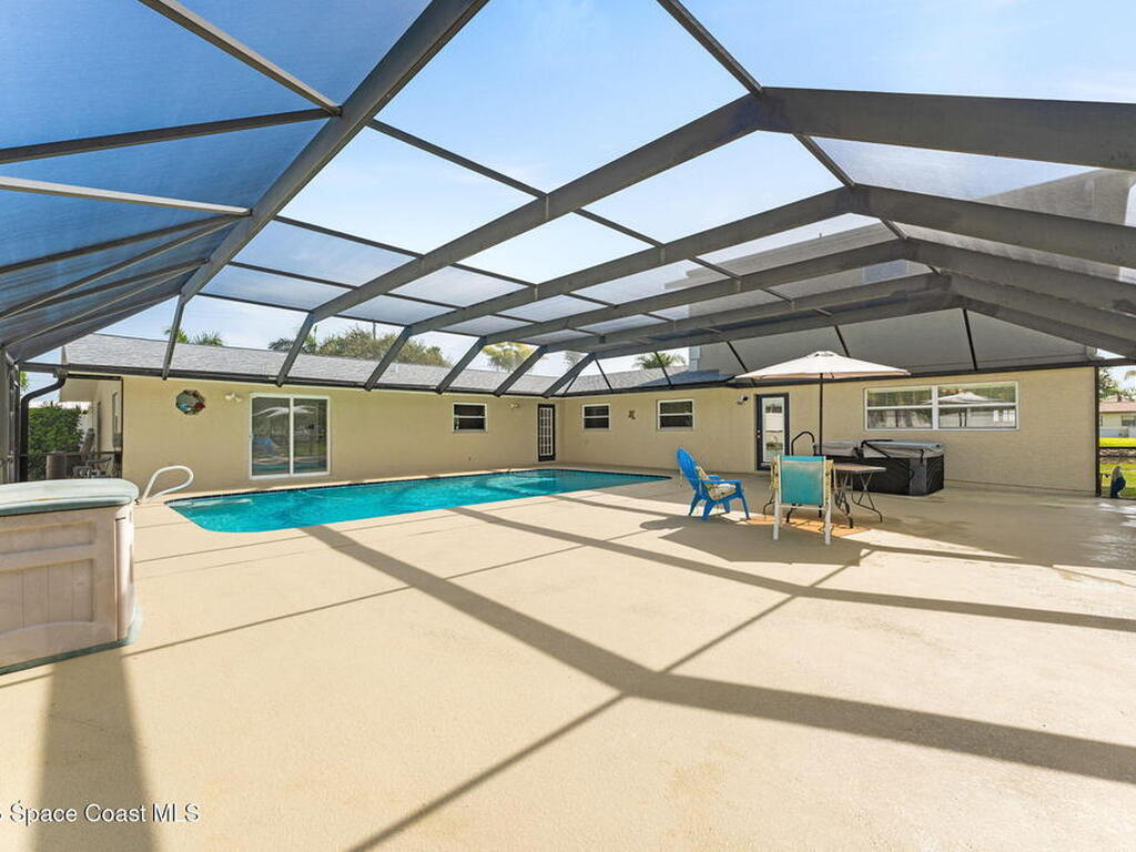 1529 Bay Shore Drive, Cocoa Beach, FL 32931