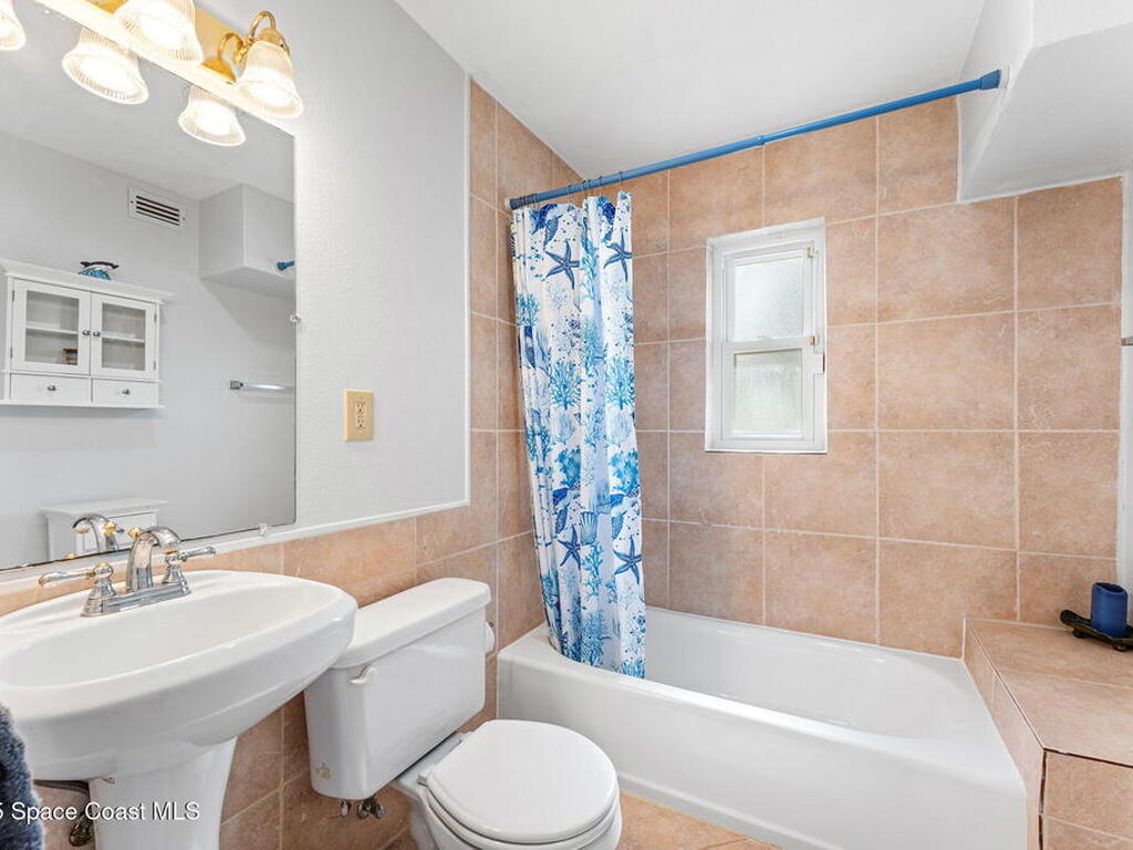 1529 Bay Shore Drive, Cocoa Beach, FL 32931