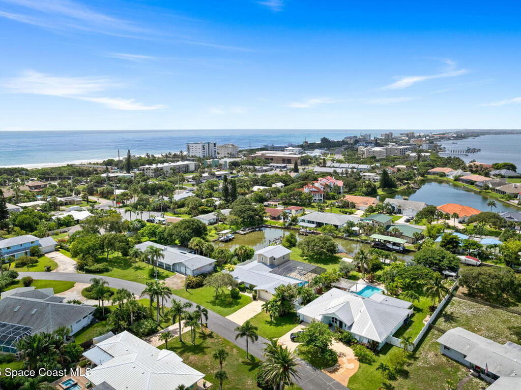 1529 Bay Shore Drive, Cocoa Beach, FL 32931