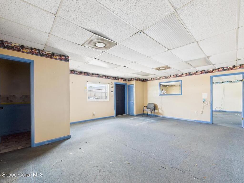 7731 Industrial Road, Melbourne, FL 32904