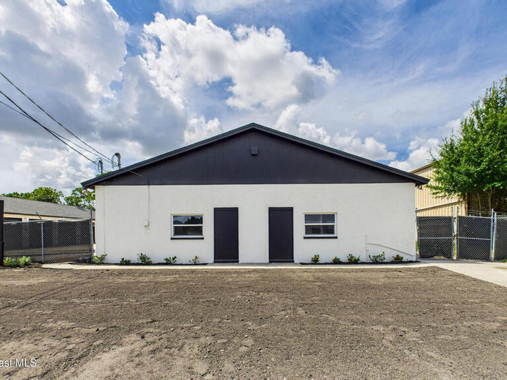 7731 Industrial Road, Melbourne, FL 32904
