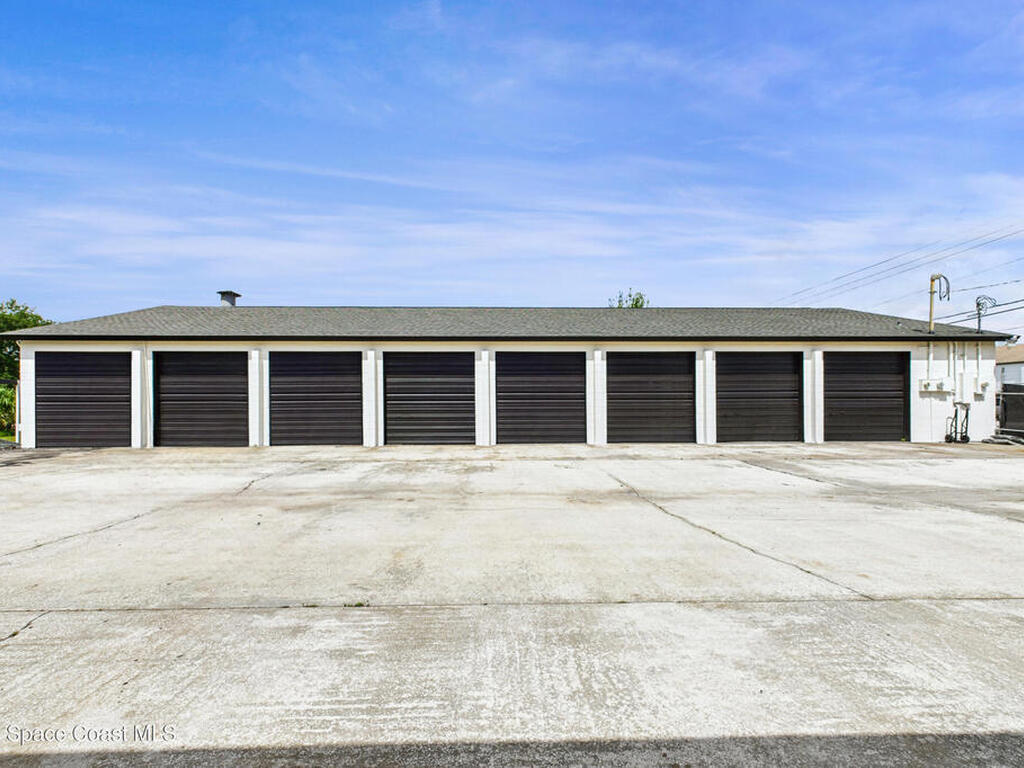 7731 Industrial Road, Melbourne, FL 32904