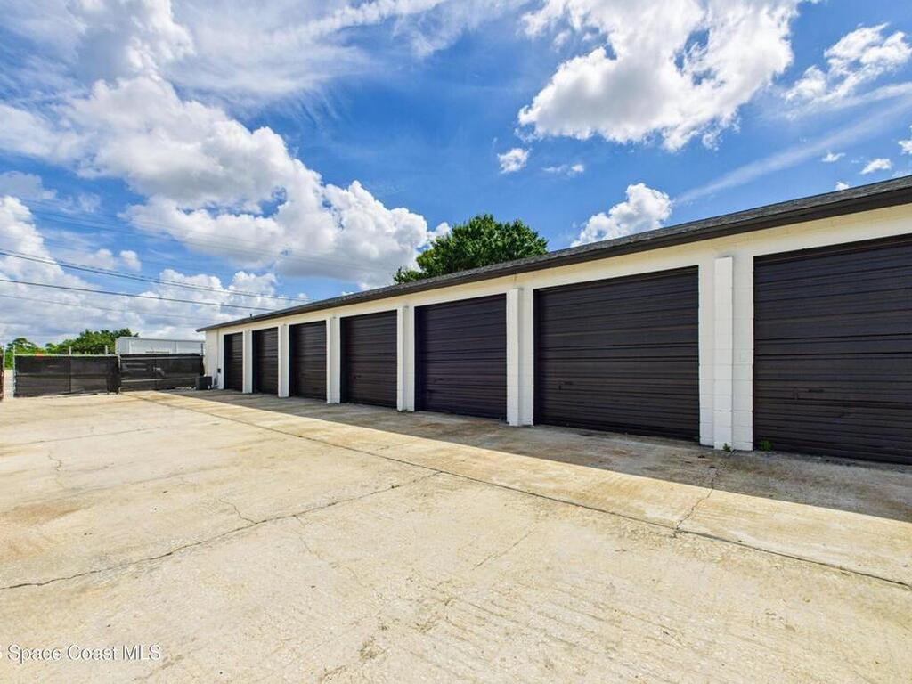7731 Industrial Road, Melbourne, FL 32904