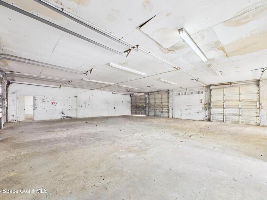 7731 Industrial Road, Melbourne, FL 32904