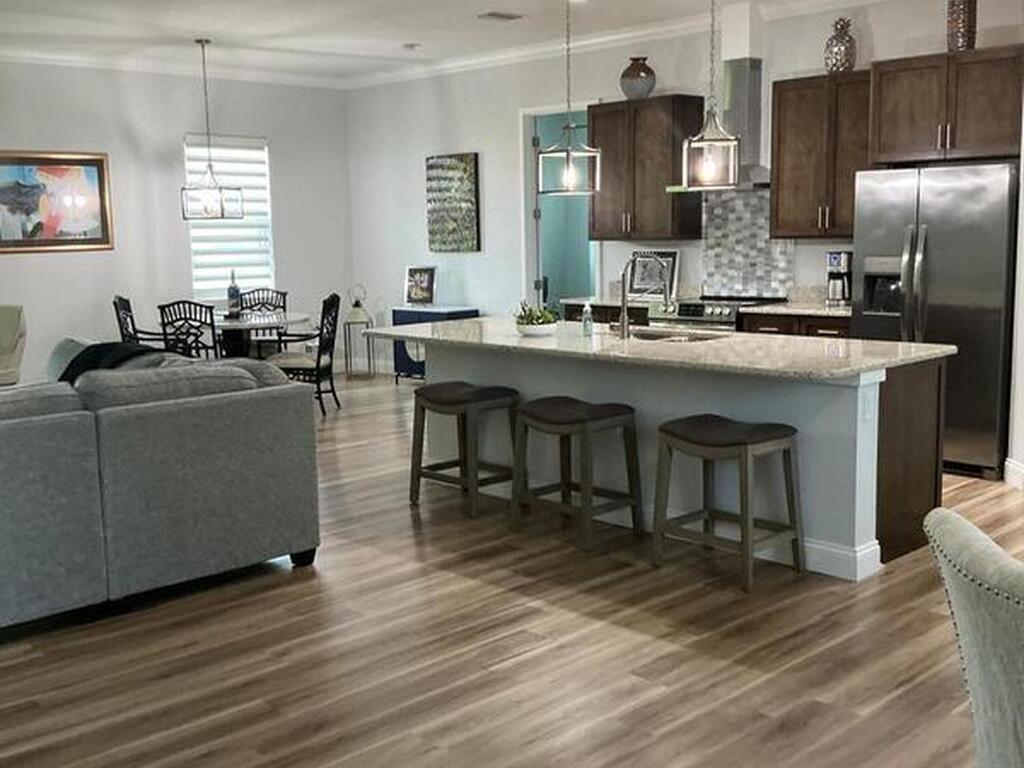 3270 Quantum Place, Mims, FL 32754