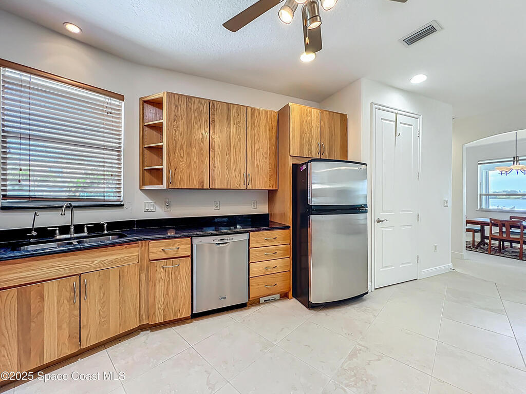 9860 Riverview Drive, Sebastian, FL 32976