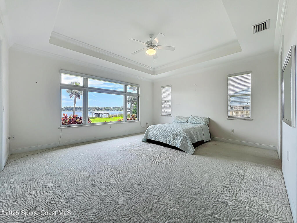 9860 Riverview Drive, Sebastian, FL 32976