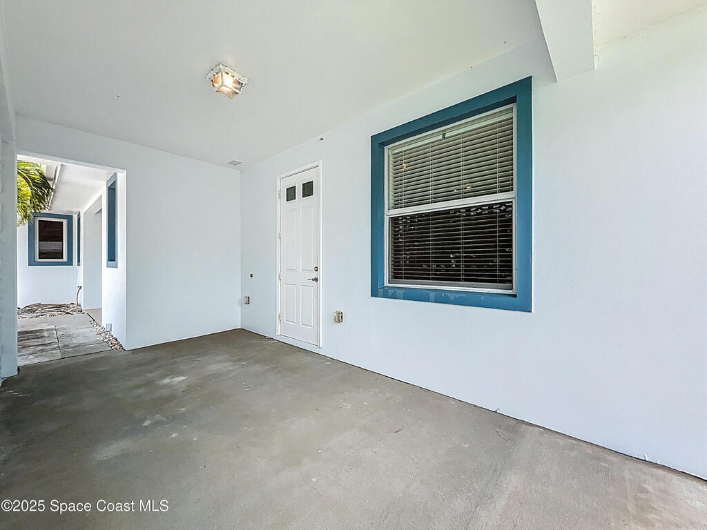 9860 Riverview Drive, Sebastian, FL 32976